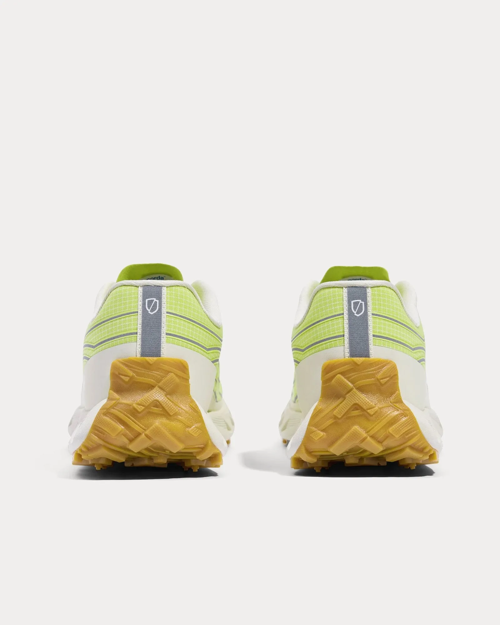 002 W Lichen Running Shoes