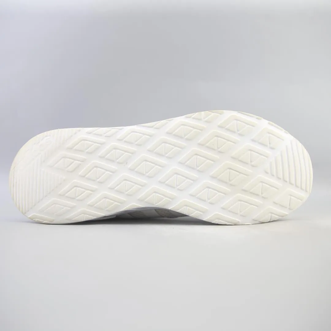 ADIDAS  QUESTAR FLOW NXT