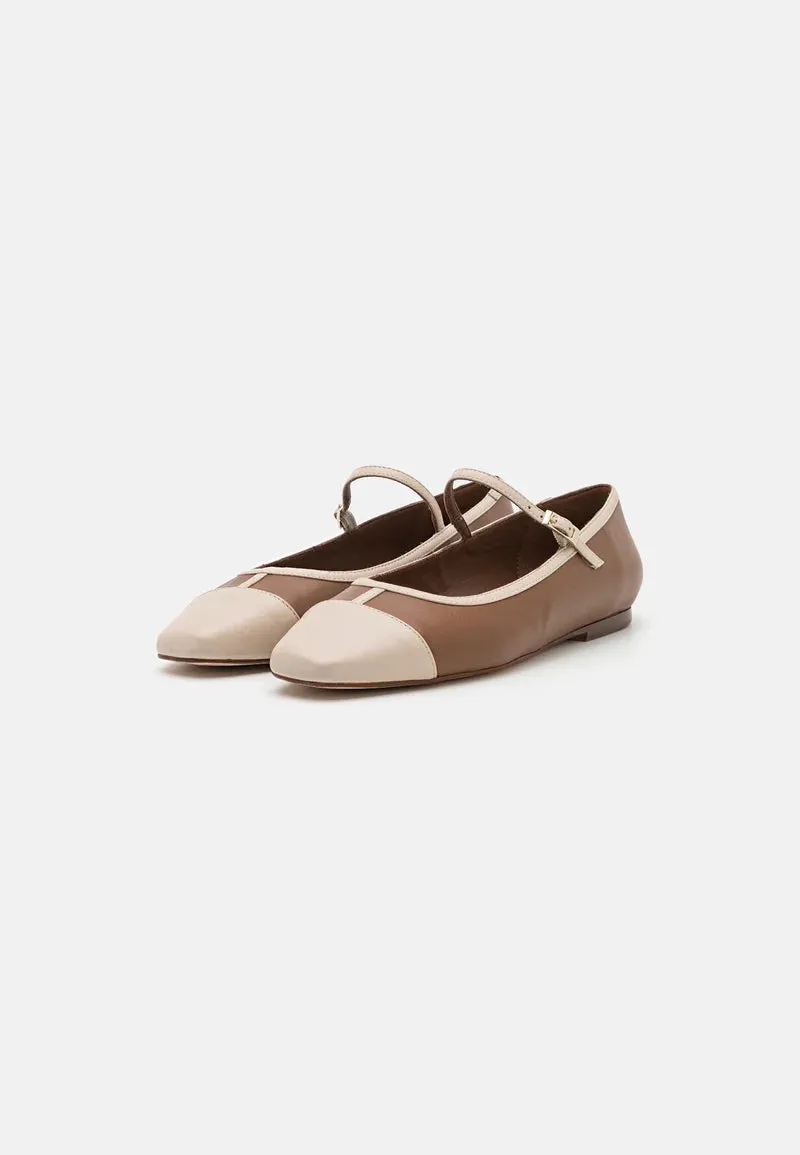 Agate Retro Tan Ballet Flats