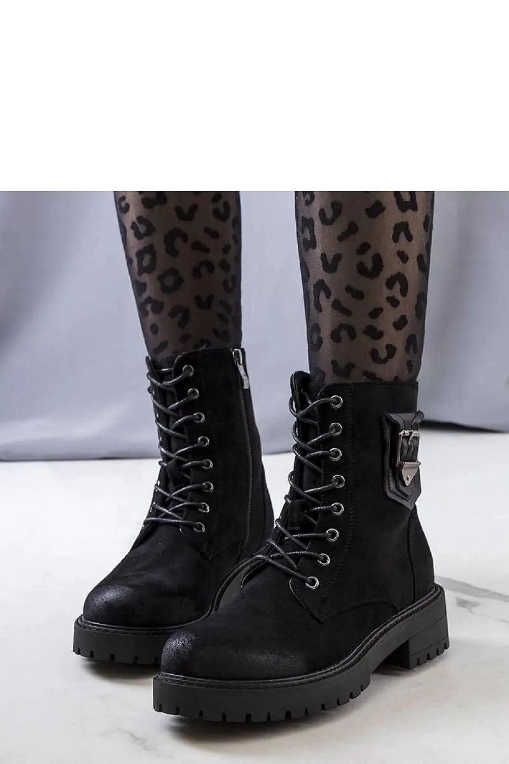 Black fashionable accent ankle boots
