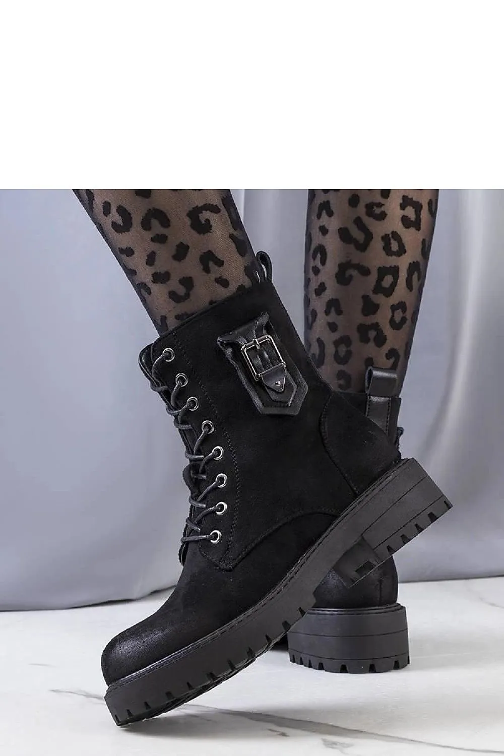 Black fashionable accent ankle boots