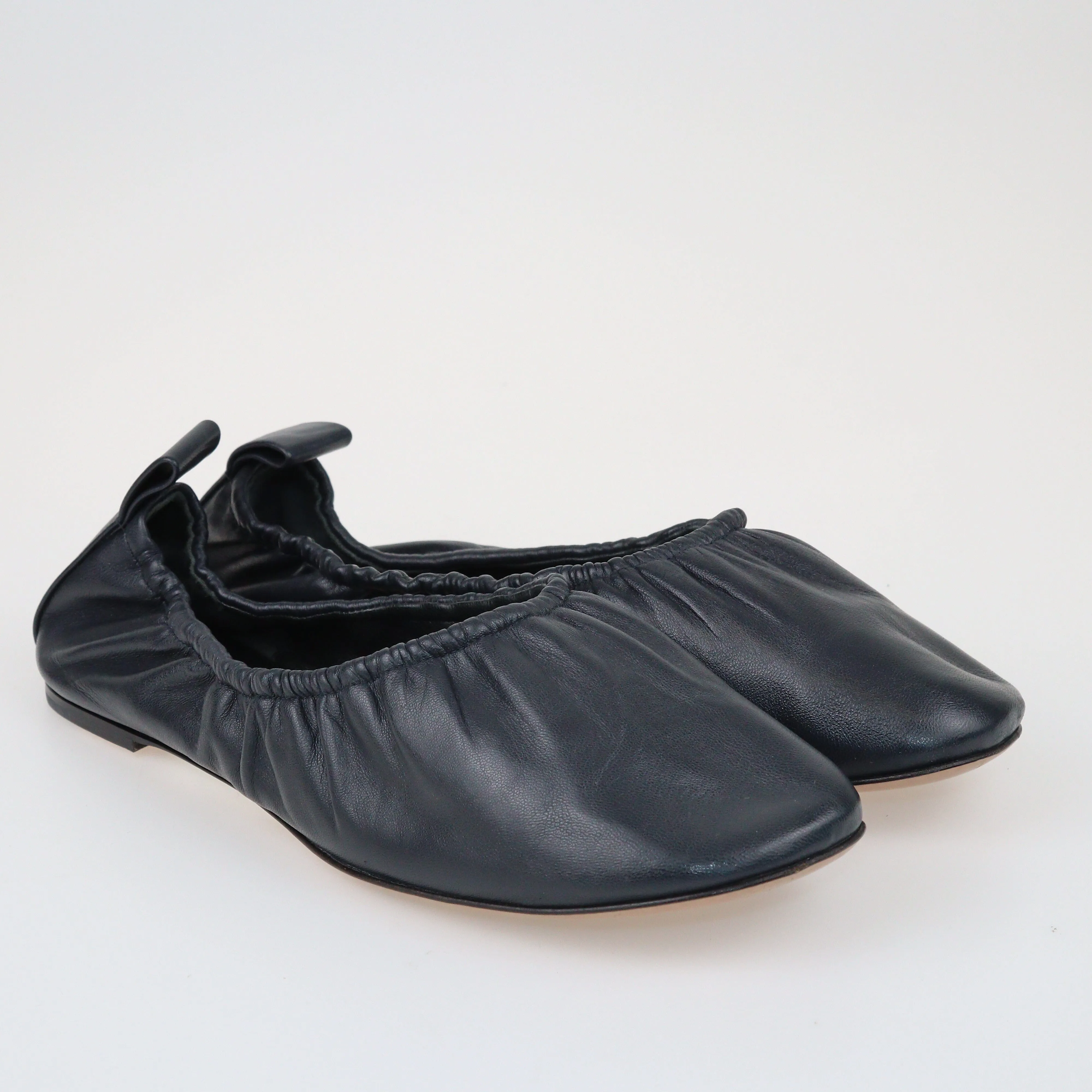 Black Scrunch Ballet Flats