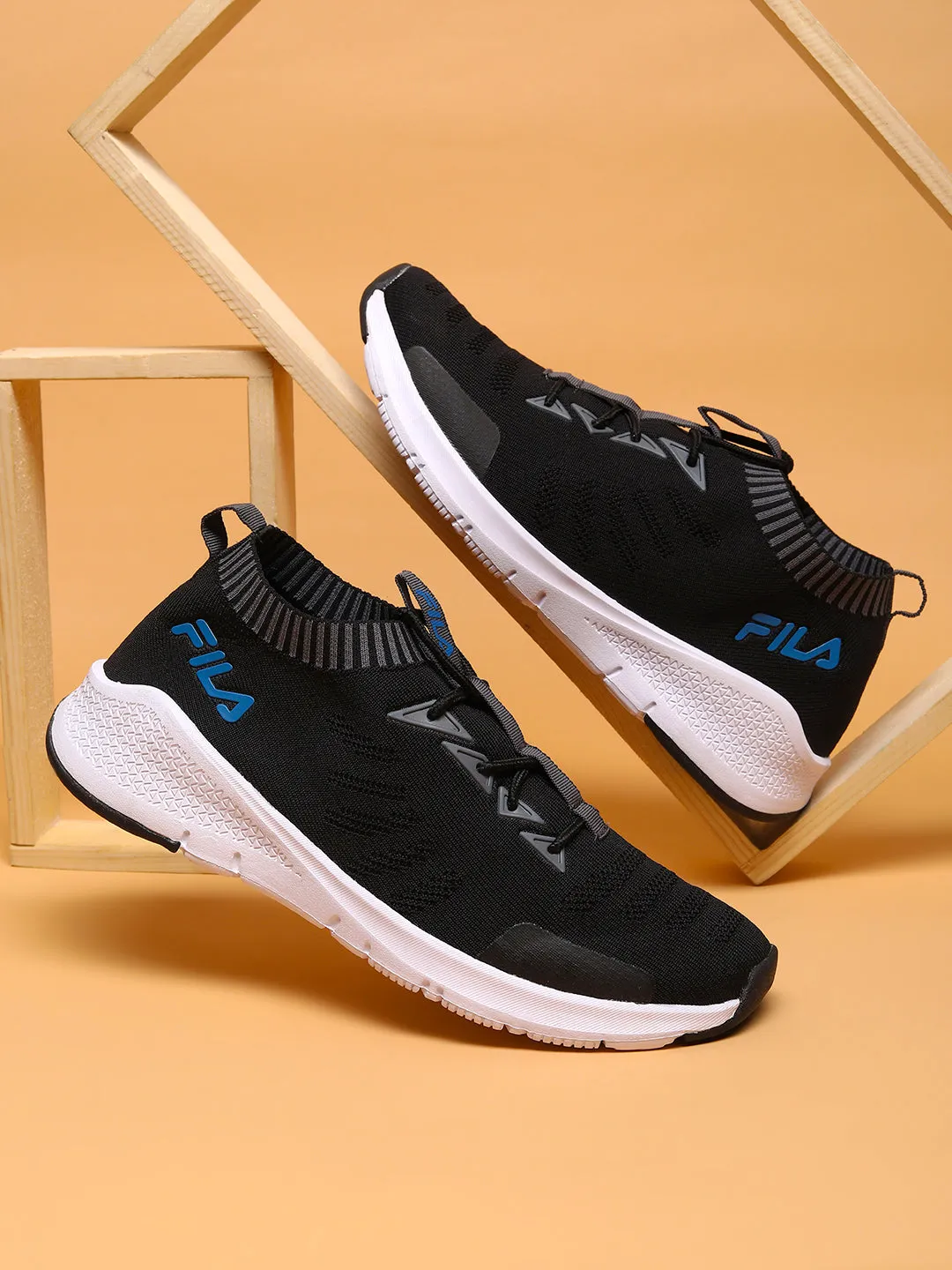 Fila Black Rotaron Men's Running Shoes