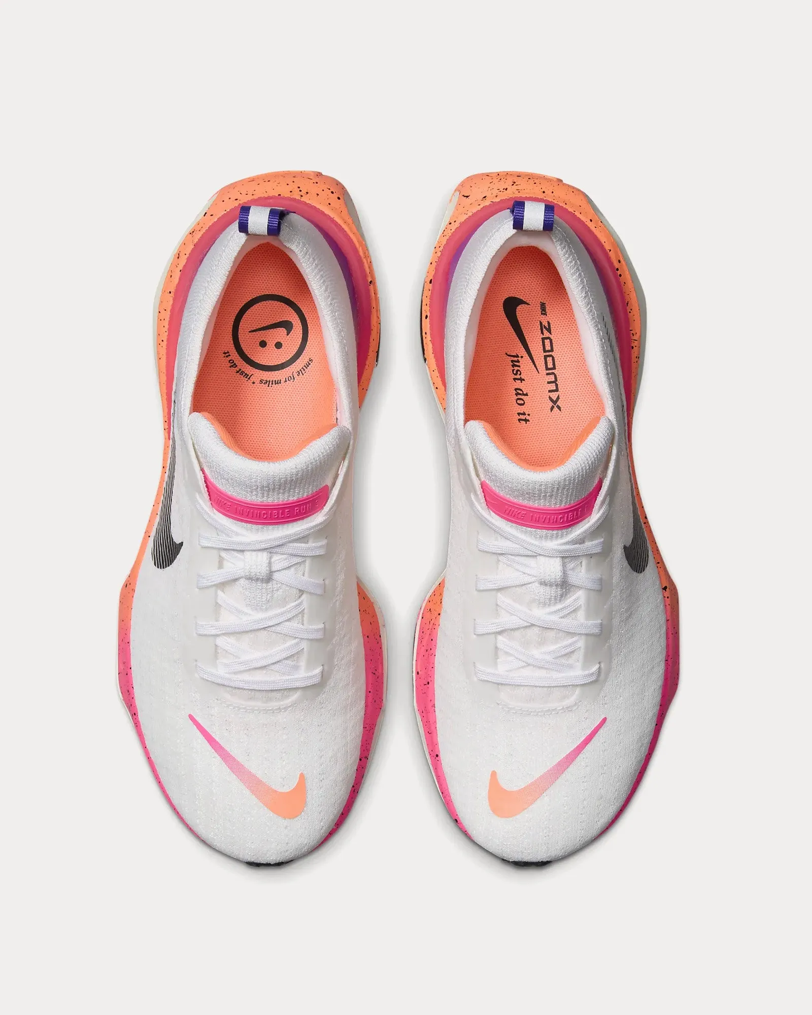 Invincible 3 White / Bright Mango / Hyper Pink / Black Running Shoes