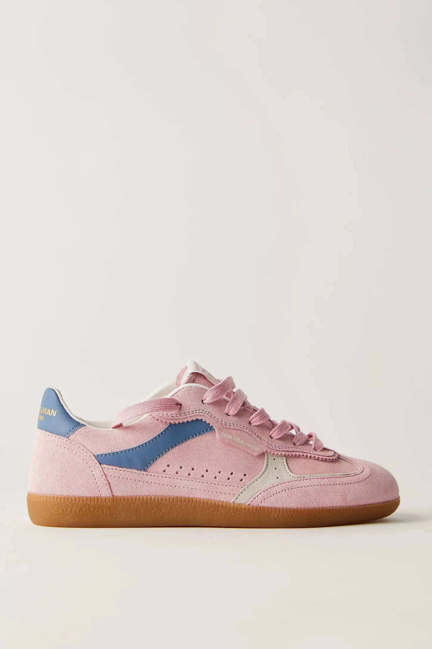 Kallen Sneaker