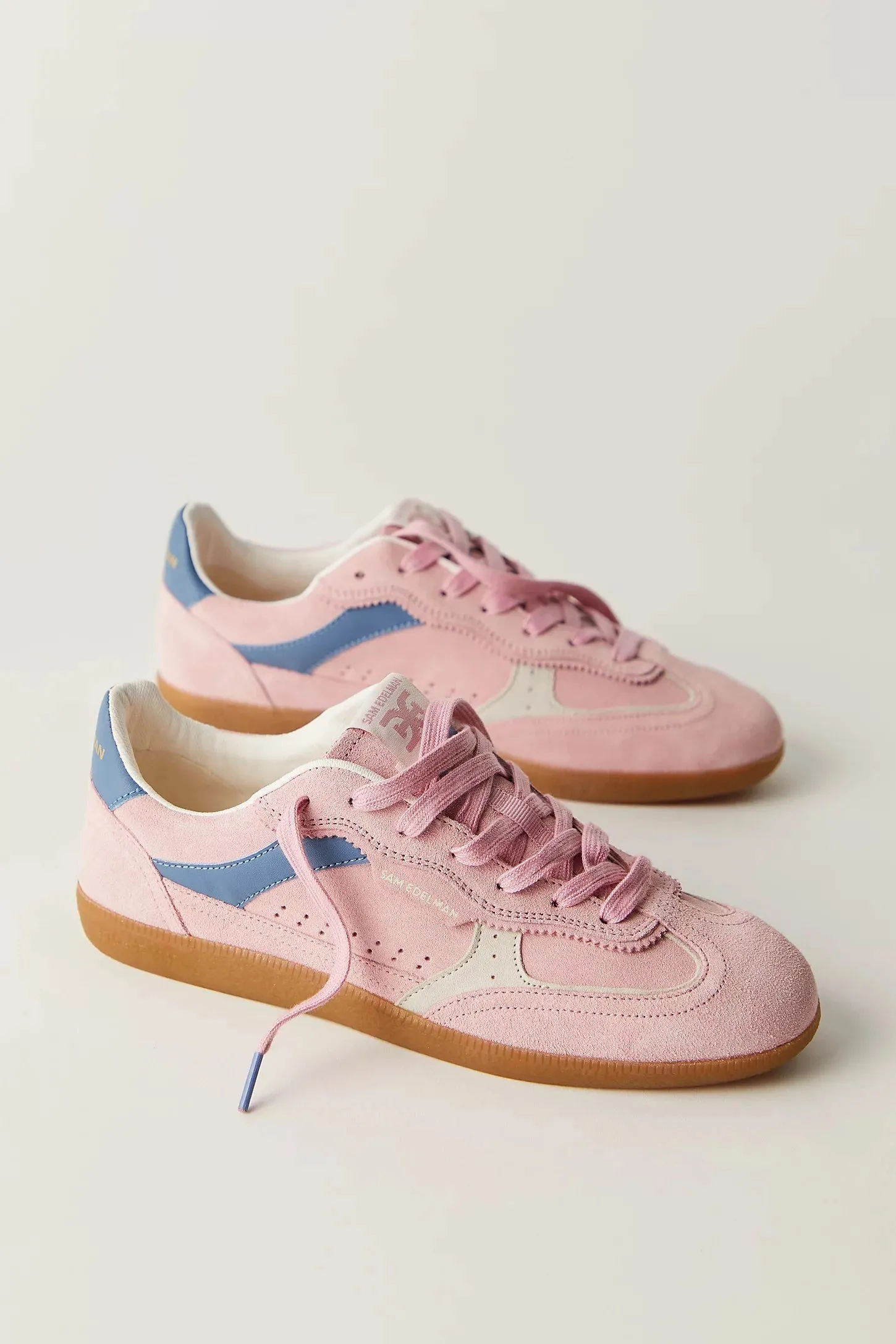 Kallen Sneaker