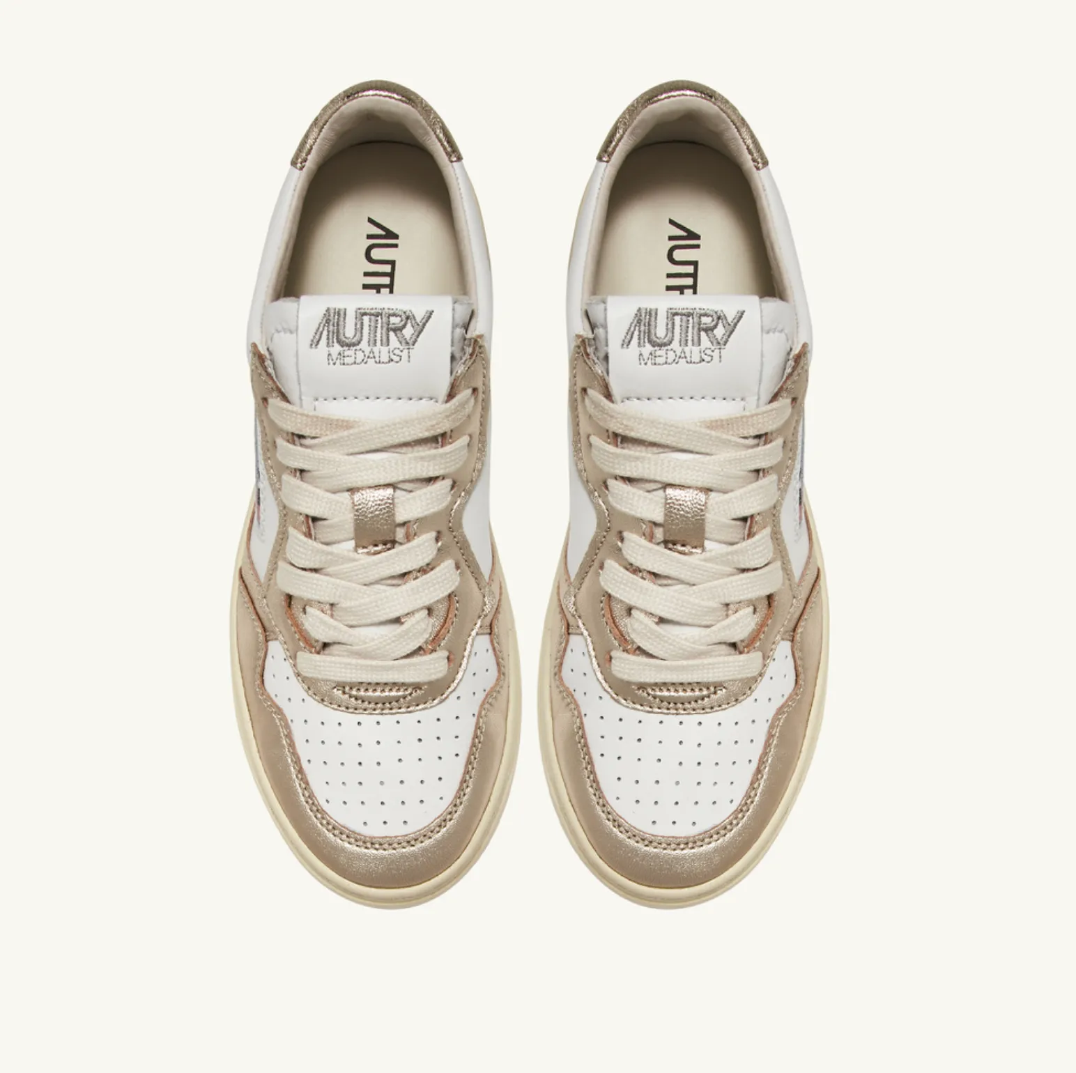Medalist Low Top Trainers in Leat/Leat Wht/Platinum