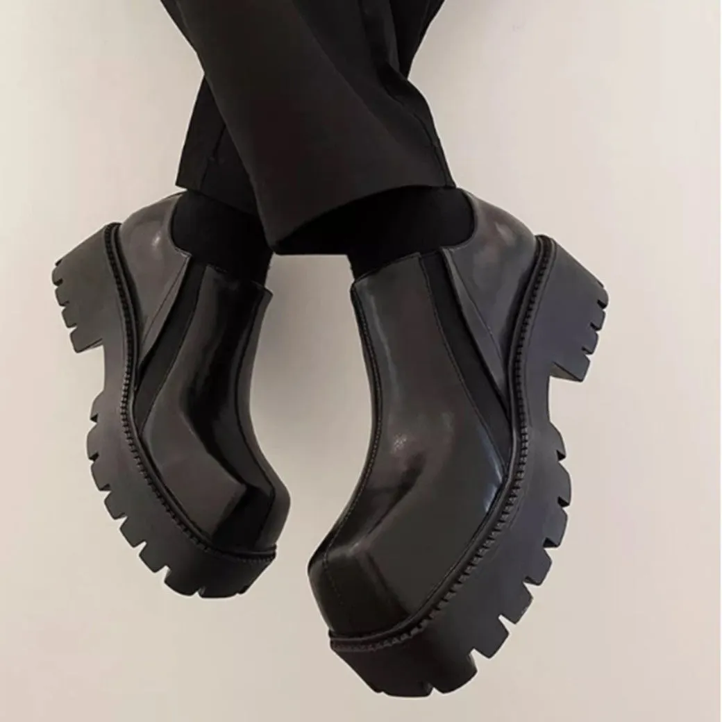 Simple normalized design knotted leather sneaker boots  HL3047