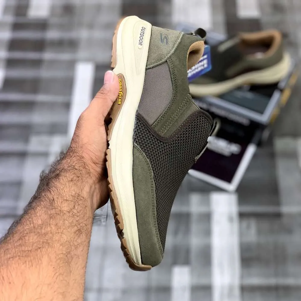Skecherrs GoWalk Outdoor Slip-In "Nature Brown"