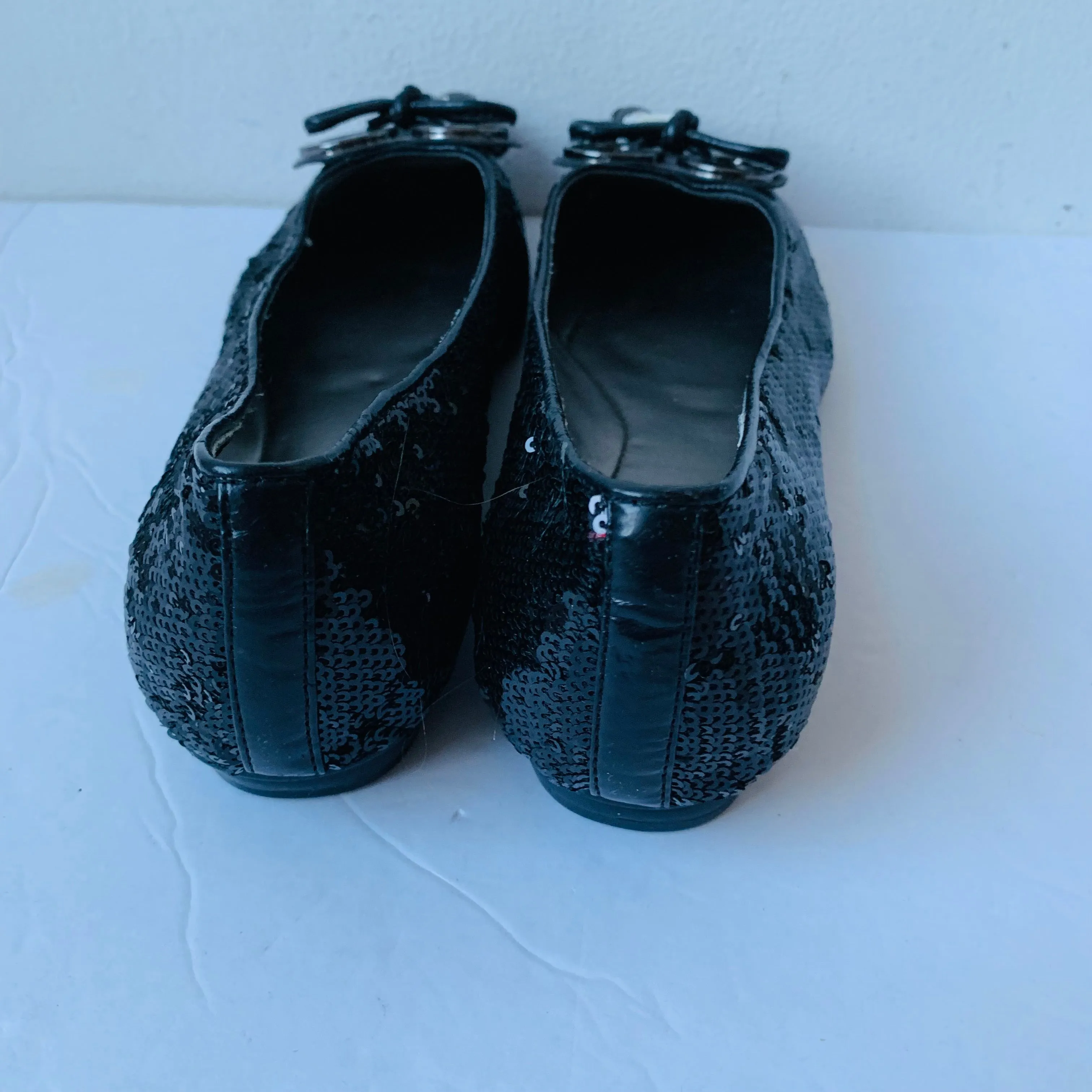 Tahari Black Sequined Spoodle Bow Ballet Flats Women’s Size 8.5 New
