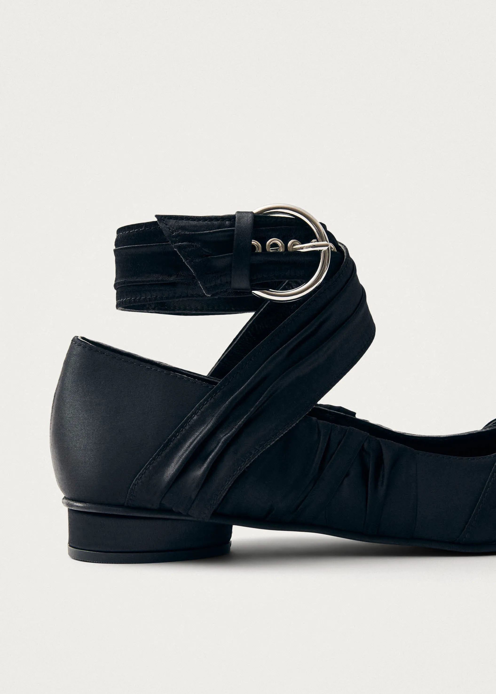 Volant Silky Black Ballet Flats