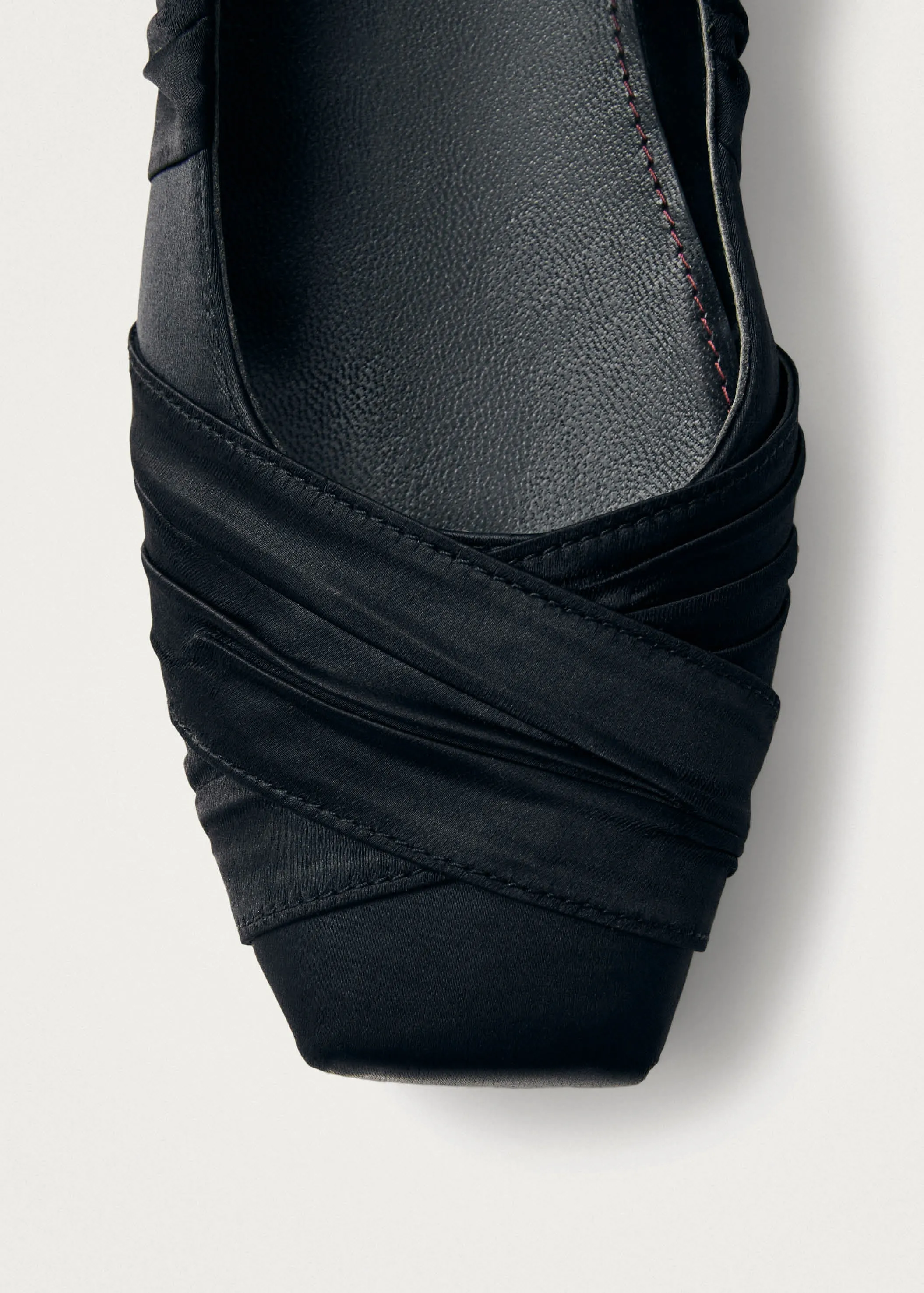 Volant Silky Black Ballet Flats